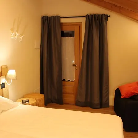 Le Jardin De Pierre Nus